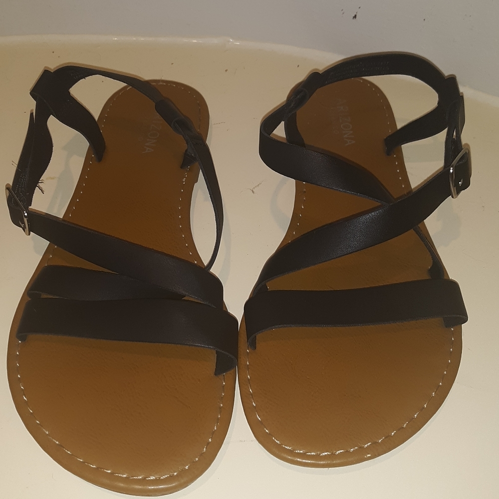 Black strappy sandals Arizona Jean company